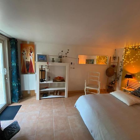 Guesthouse Du Moulin Saint-Cyr-sur-Mer Bagian luar foto