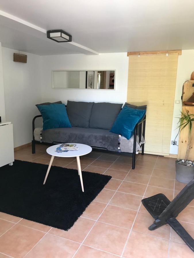 Guesthouse Du Moulin Saint-Cyr-sur-Mer Bagian luar foto